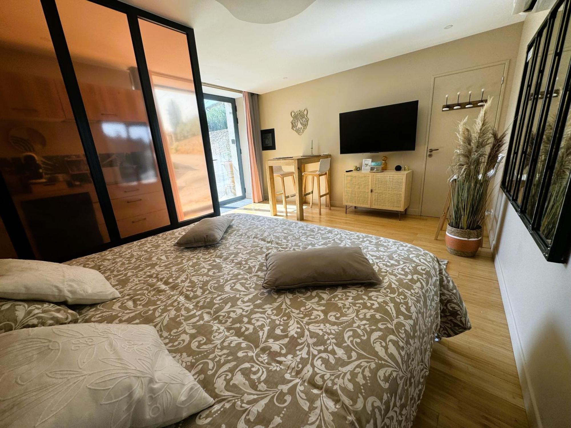 Le Dix - Classic - Proche Uzes Appartement *